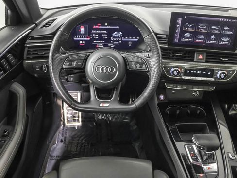 Used 2020 Audi S4 Premium Plus w/ Premium Plus Package image 39