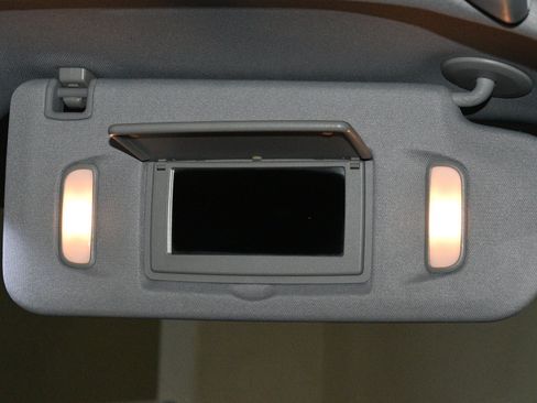 Used 2019 GMC Acadia SLT FWD image 26