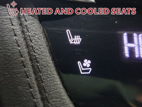 Used 2020 Cadillac XT6 Premium Luxury image 27