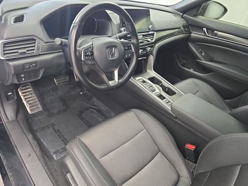 Used 2020 Honda Accord Sport image 15