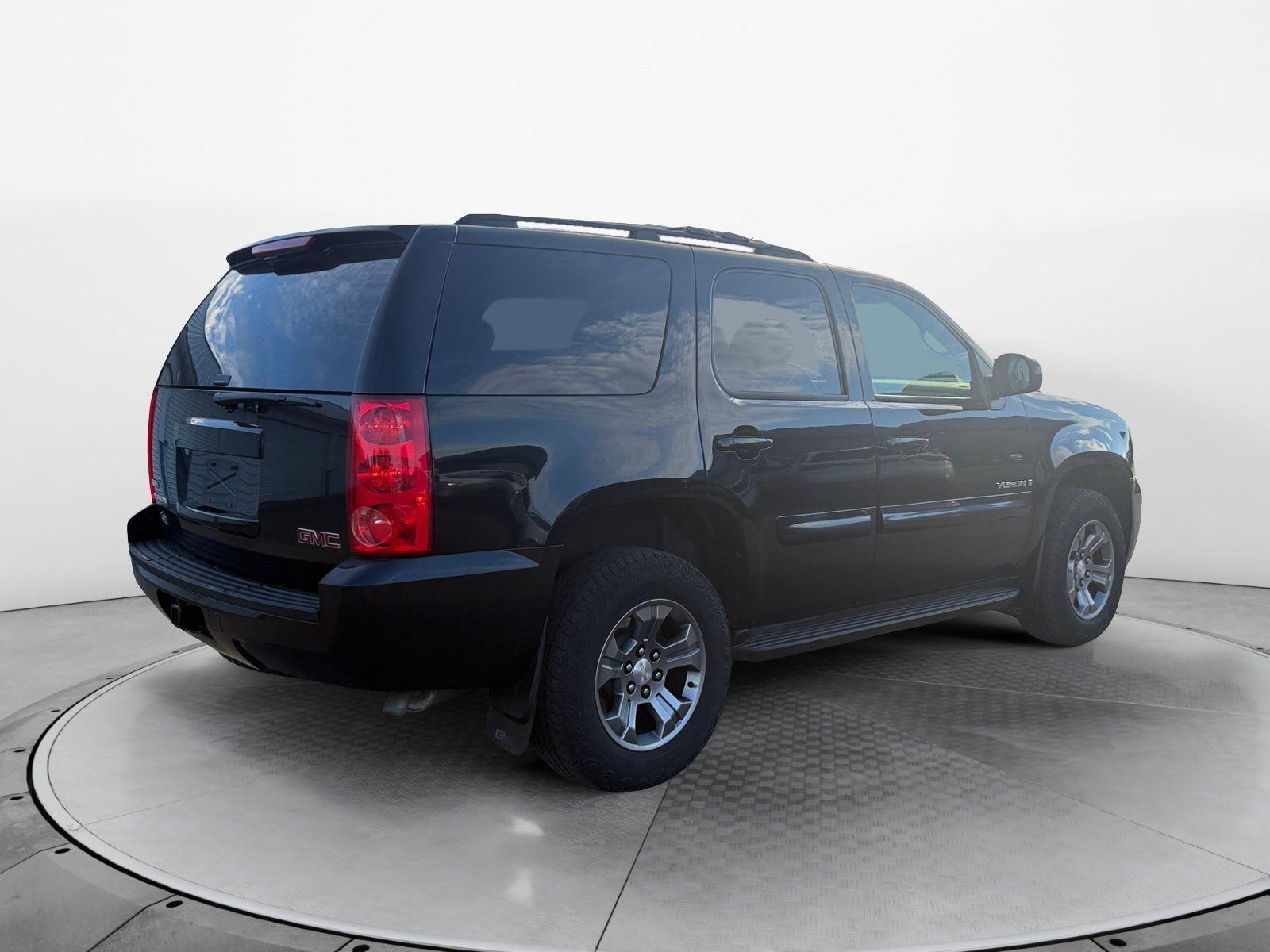 Used 2007 GMC Yukon SLE AWD/4WD image 5