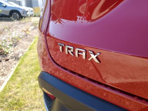 New 2026 Chevrolet Trax LT image 7