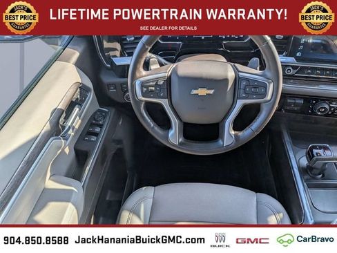 Used 2022 Chevrolet Silverado 1500 LTZ w/ LTZ Premium Package AWD/4WD image 17