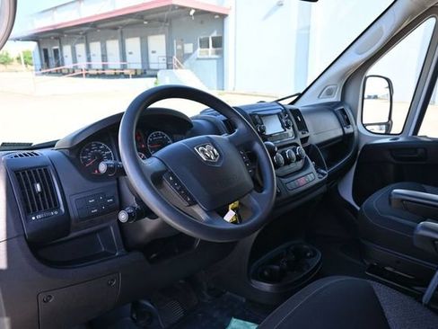 Used 2019 RAM ProMaster 2500 w/ Interior Convenience Group FWD image 10