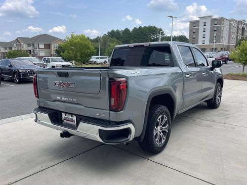 Used 2025 GMC Sierra 1500 SLT AWD/4WD image 7