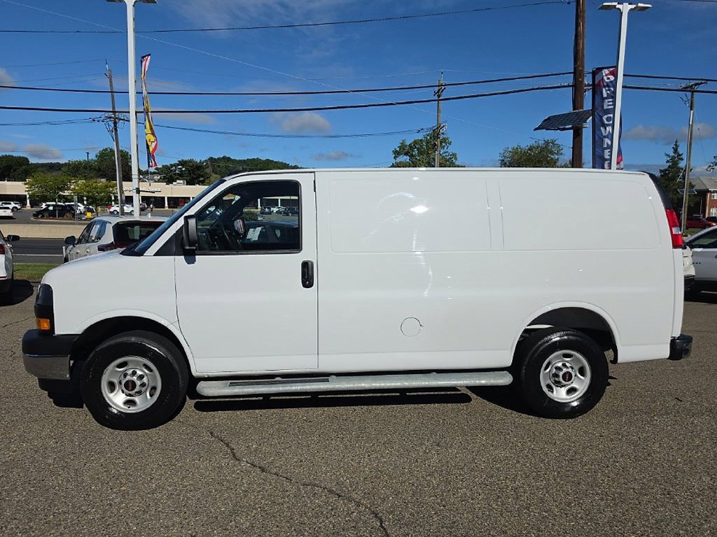 Used 2025 GMC Savana 2500 w/ Driver Convenience Package RWD image 6