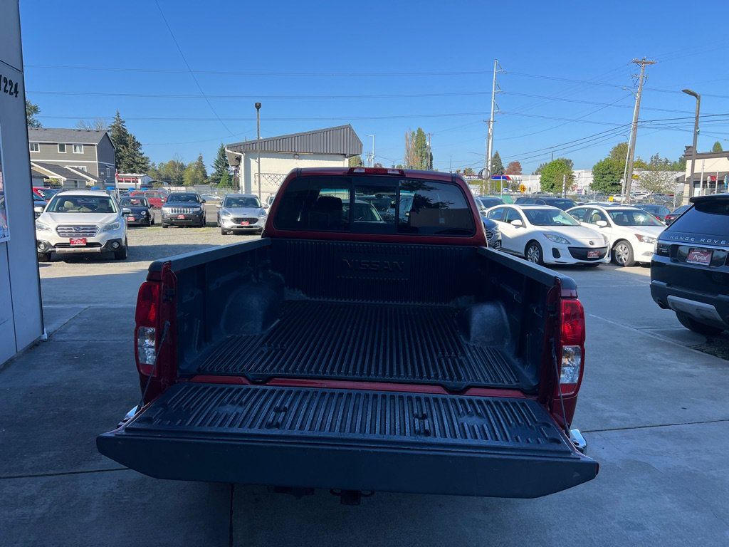 Used 2014 Nissan Frontier SV RWD image 7