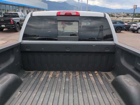 Used 2018 GMC Sierra 1500 SLT w/ Black Pack AWD/4WD image 6