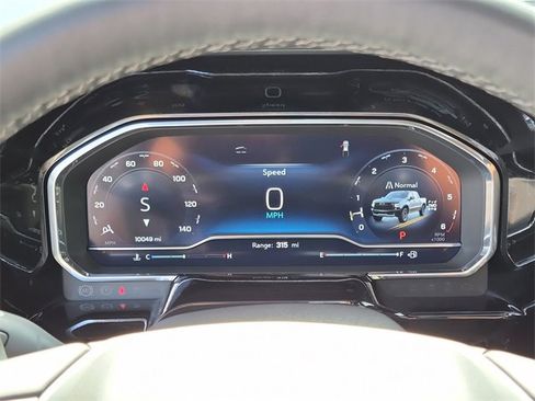 Used 2025 Chevrolet Silverado 1500 ZR2 w/ Technology Package image 10