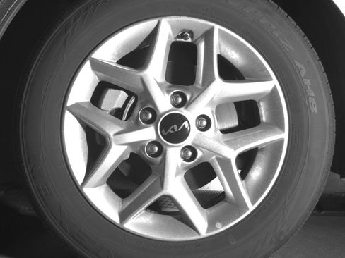 Used 2025 Kia Soul LX w/ LX Technology Package image 12