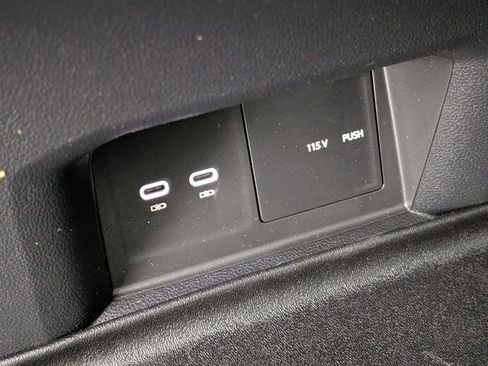 Used 2023 Volkswagen Atlas SE AWD/4WD image 27