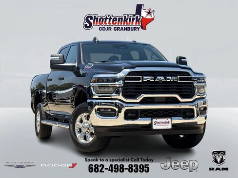 Used 2026 RAM 2500 Big Horn AWD/4WD image 1