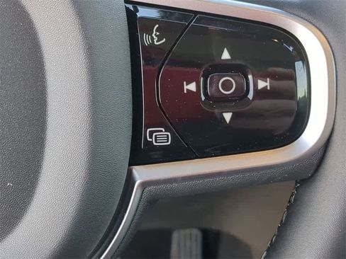 New 2026 Volvo XC90 B6 Plus w/ Protection Package Premier image 23