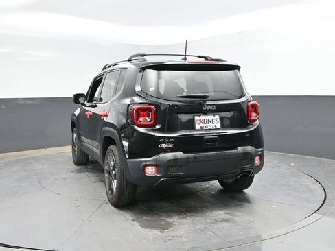 Used 2019 Jeep Renegade Limited w/ Quick Order Package 22P AWD/4WD image 10