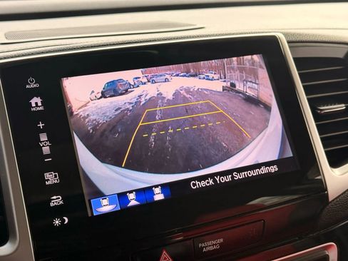 Used 2018 Honda Pilot Touring image 39