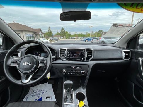 Used 2019 Kia Sportage LX FWD image 12