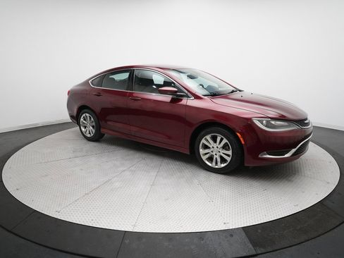 Used 2016 Chrysler 200 Limited image 13