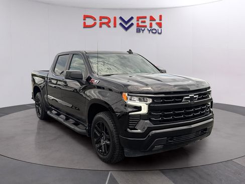 Used 2023 Chevrolet Silverado 1500 RST w/ Z71 Off-Road Package AWD/4WD image 8