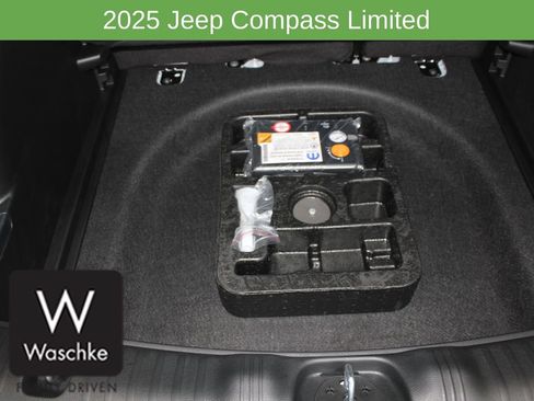 New 2025 Jeep Compass Limited w/ Sun & Sound Group AWD/4WD image 21