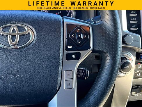 Used 2022 Toyota 4Runner Limited AWD/4WD image 25