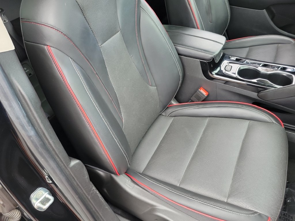 Used 2023 Buick Envision Essence w/ Sport Touring Package FWD image 20