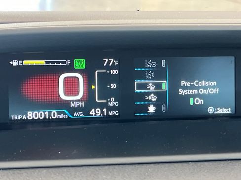 Certified 2017 Toyota Prius Two w/ Carpet Mat Package FWD image 26