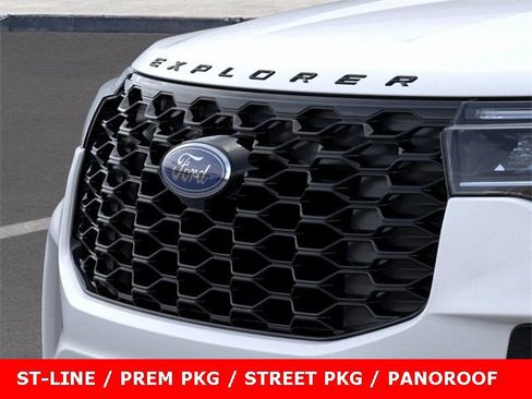 New 2025 Ford Explorer ST-Line w/ Premium Package image 17