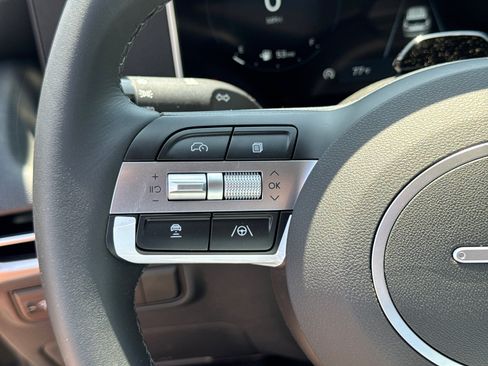 New 2025 Hyundai Tucson SEL image 17