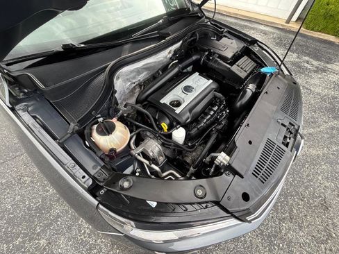 Used 2016 Volkswagen Tiguan S FWD image 38