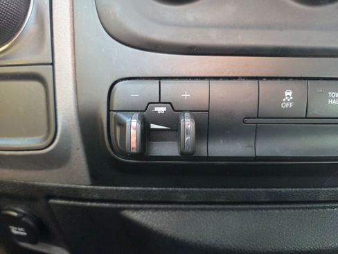 Used 2018 RAM 1500 Tradesman w/ Popular Equipment Group image 17