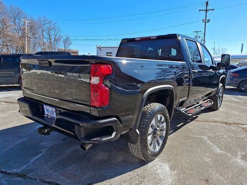 Used 2024 Chevrolet Silverado 2500 Custom w/ Custom Value Package image 23