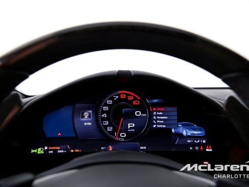 Used 2022 Ferrari Roma image 13