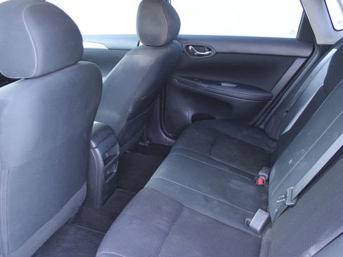 Used 2019 Nissan Sentra S image 13