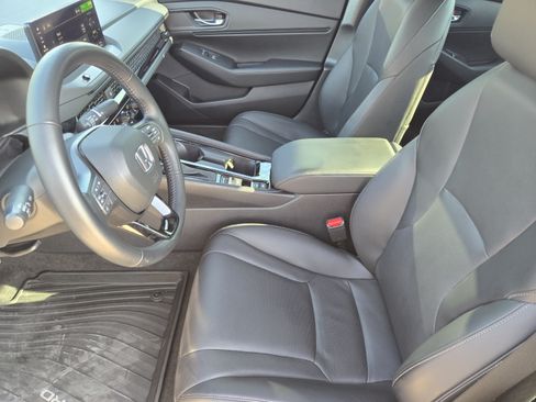 Used 2024 Honda Accord Sport image 37
