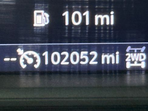 Used 2020 GMC Sierra 1500 SLT image 24