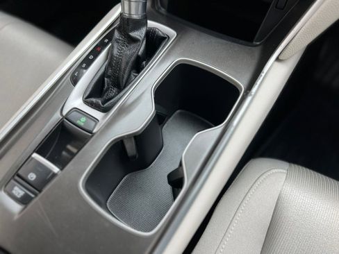 Used 2019 Honda Accord EX image 15