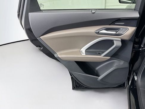 New 2025 Audi Q5 Prestige image 25