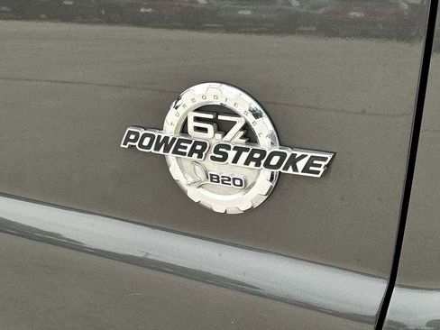 Used 2016 Ford F250 Lariat w/ Lariat Interior Package AWD/4WD image 11