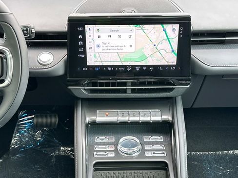 New 2025 Lincoln Nautilus Premier w/ Equipment Group 102A image 27