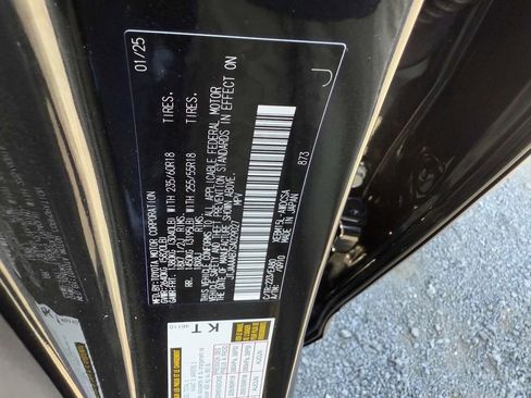 Used 2025 Lexus RZ 450e image 32