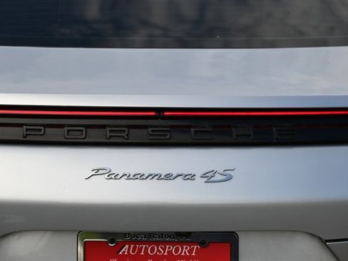 Used 2017 Porsche Panamera 4S w/ Premium Package Plus AWD/4WD image 13