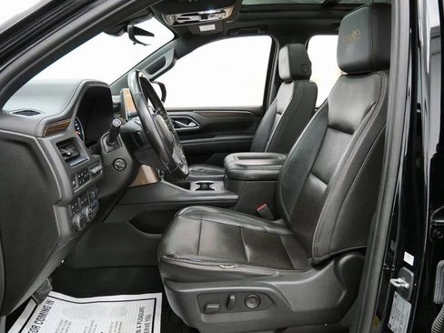 Used 2021 Chevrolet Suburban High Country w/ Premium Package AWD/4WD image 12