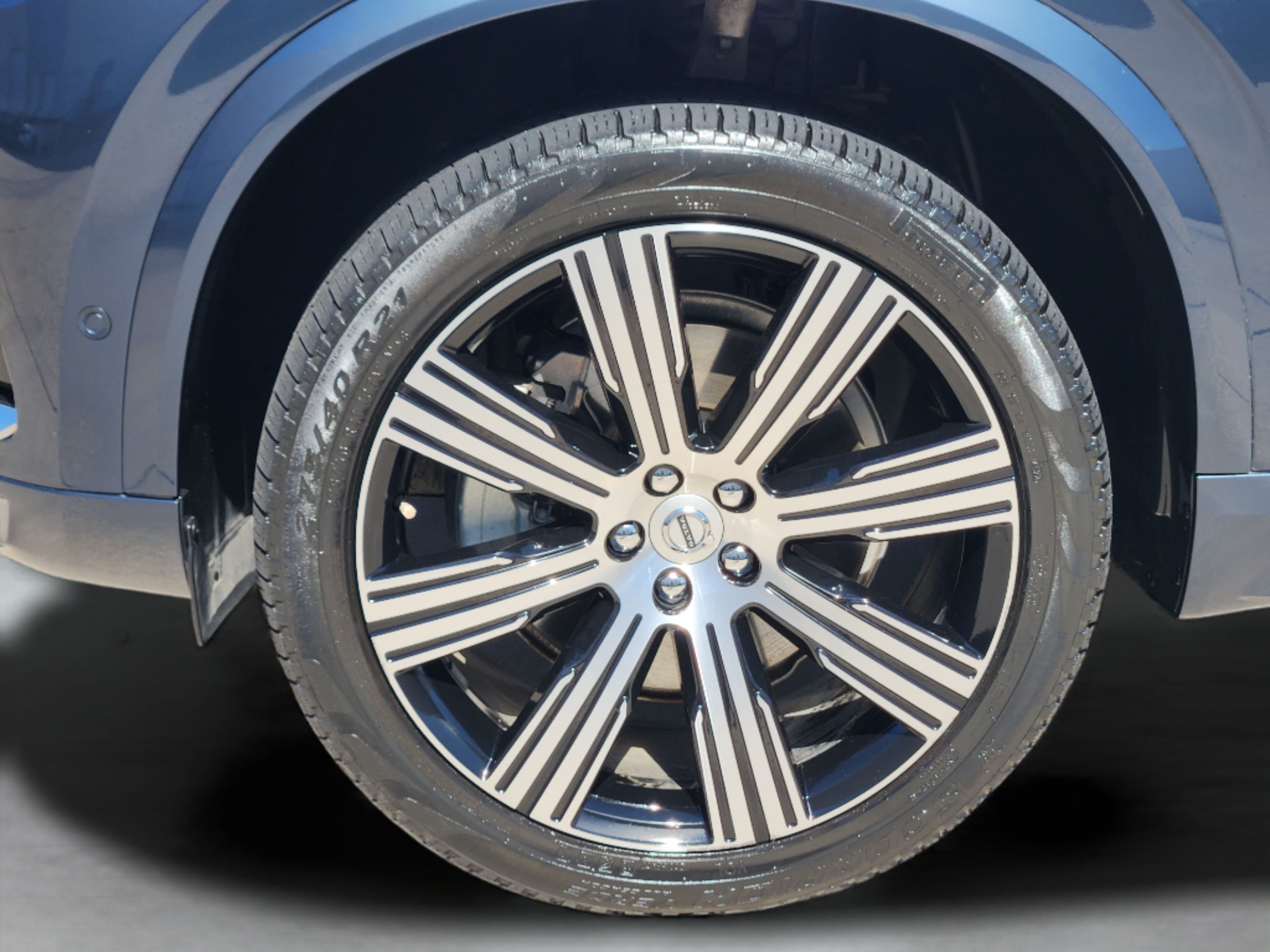 Used 2024 Volvo XC90 B6 Ultimate AWD/4WD image 34