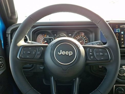 New 2026 Jeep Gladiator Sport image 13