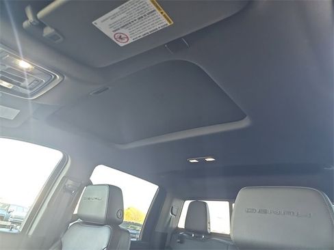 Used 2023 GMC Sierra 3500 Denali w/ Denali Ultimate Package image 15