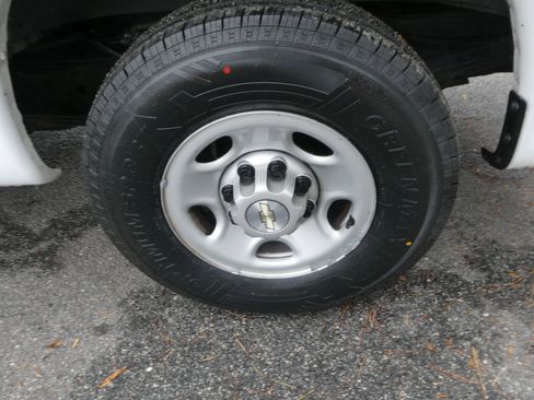 Used 2021 Chevrolet Express 2500 w/ Driver Convenience Package image 31