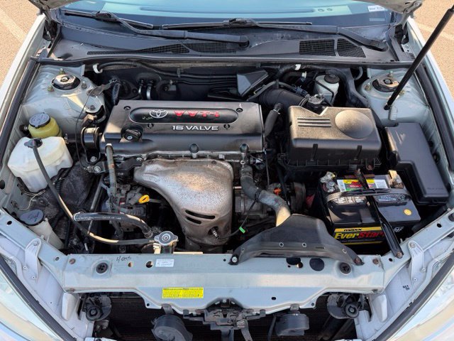 Used 2004 Toyota Camry LE FWD image 28