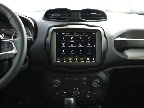 Used 2023 Jeep Renegade Latitude AWD/4WD image 35