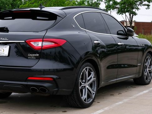 Used 2019 Maserati Levante S GranSport AWD/4WD image 11