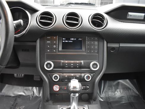 Used 2022 Ford Mustang Coupe image 15